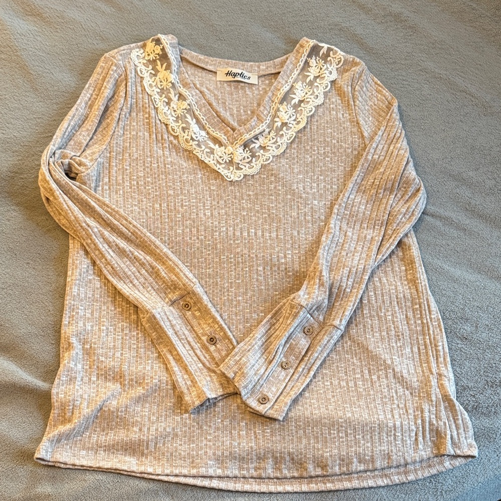 Hayden Women's Beige Lace V-Neck Long Sleeve Top